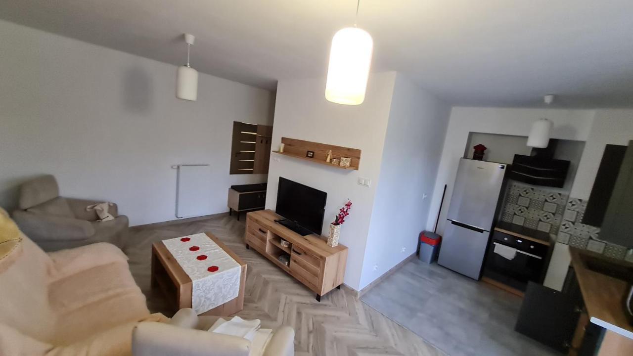 Apartament Cieplice One เยเลเนียกูรา ภายนอก รูปภาพ