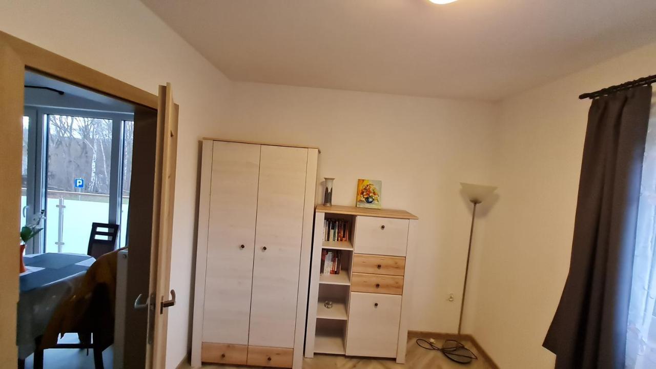 Apartament Cieplice One เยเลเนียกูรา ภายนอก รูปภาพ